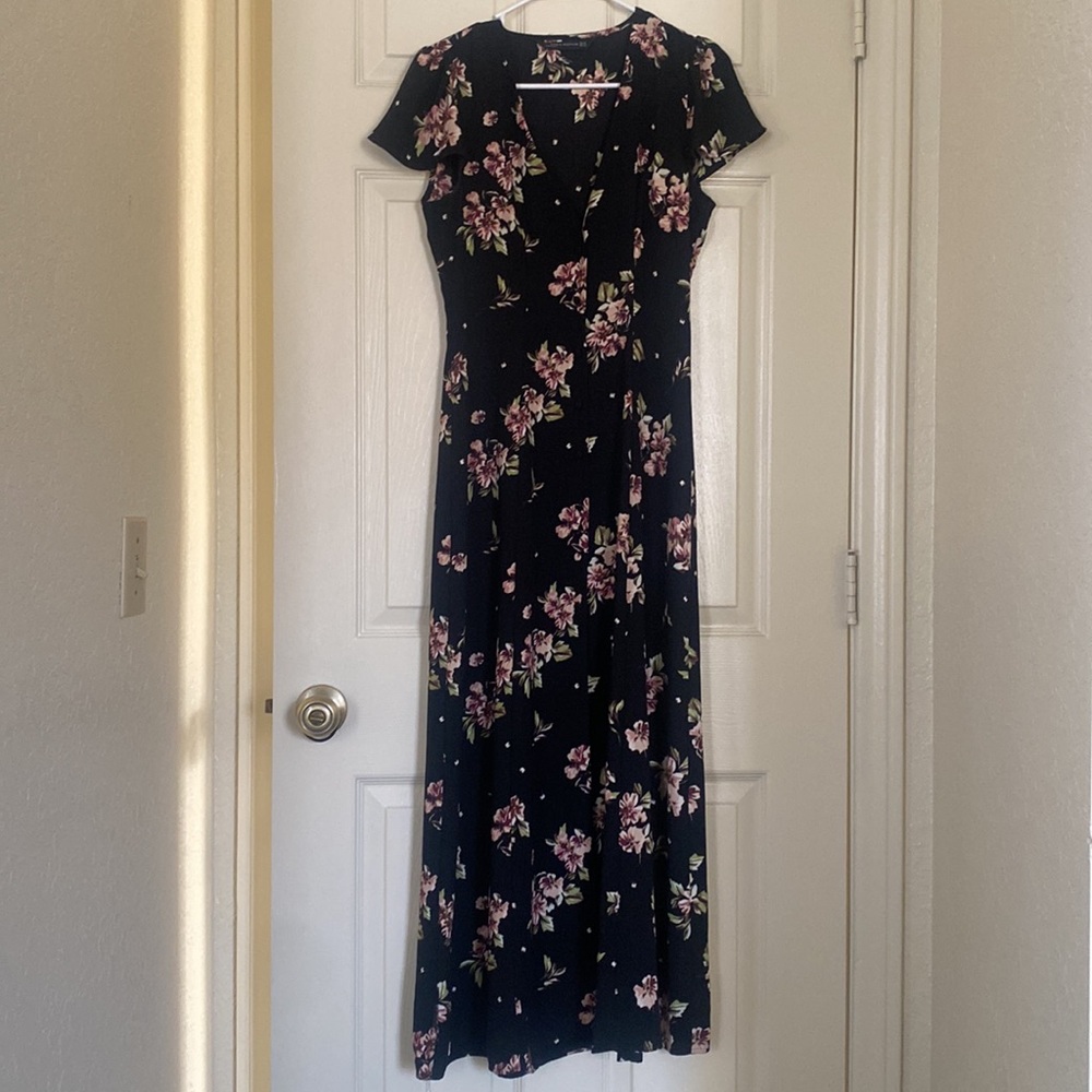 Zara Woman floral button up dress with 1/4 slit Sz XS